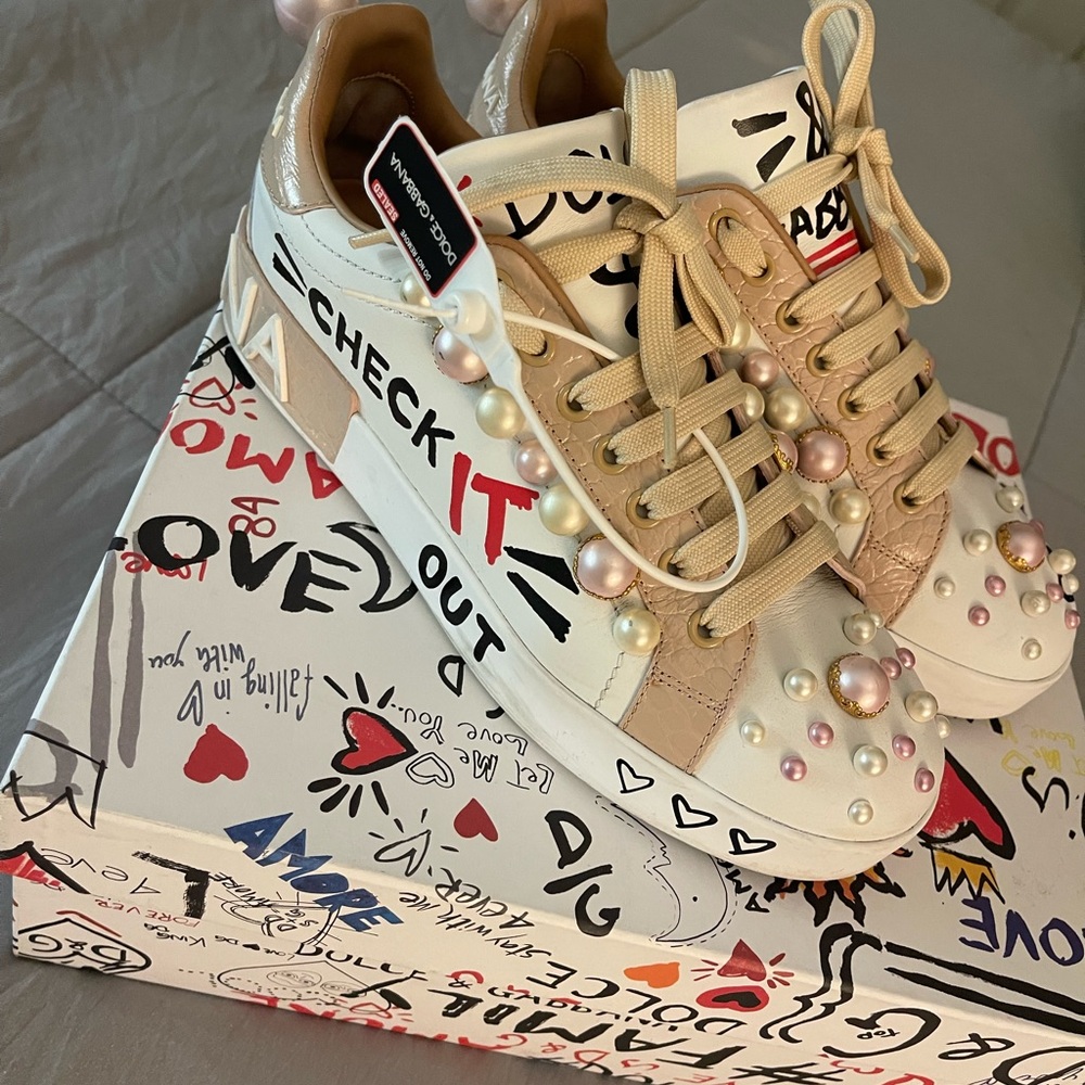 Dolce and Gabbana sneakers -  Size 38